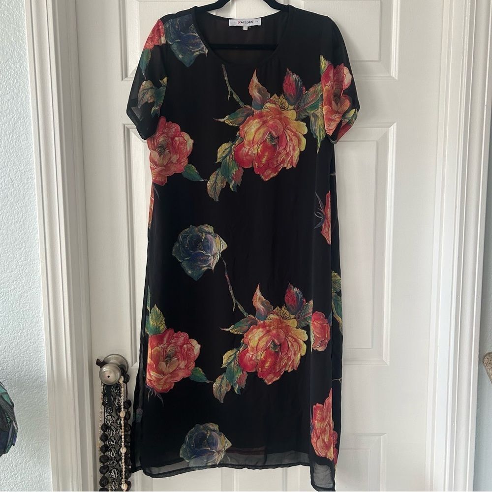 Made in Italy D’Accord Colorful Rose Pattern Dress